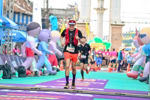 BIB: 5107
                            <button type="button" onclick="openModal(24883403)" class="btn btn-primary btn-sm float-right btn-popup" data-toggle="modal" data-target=".modal-high-quality">
                        <i class="fas fa-shopping-cart"></i> Add to Cart
                    </button>
                                            <button type="button" onclick="isThisMe(24883403, true)" class="btn btn-success btn-sm float-right btn-popup btn-isme hidden" data-toggle="tooltip" data-placement="bottom" title="นี่คือรูปของคุณใช่ไหม คลิกที่นี่เพื่อเอาเข้าอัลบั้ม">
                        <i class="fas fa-plus"></i> Add to album
                    </button>
                    <button type="button" onclick="isThisMe(24883403, false)" class="btn btn-warning btn-sm float-right btn-popup btn-isnotme hidden">
                        <i class="fas fa-ban"></i> Remove from album
                    </button>